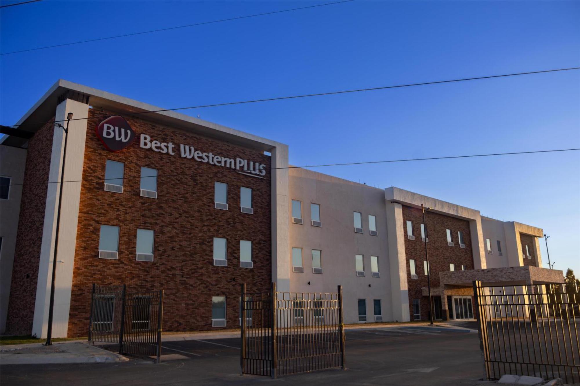 Best Western Plus Sacramento Chihuahua Exterior foto